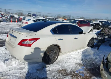 2010 Nissan Maxima 3.5 Sv z USA, uszkodzony, nr VIN 1N4AA5AP8AC821864